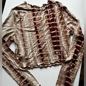 Crop top long sleeve top